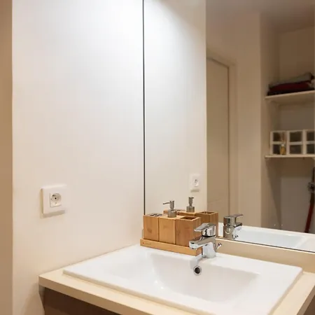 Apartment Very Charming And Comfortable Cocoon In 20th
